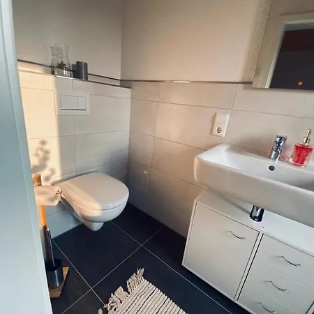 Zimmer M. Eigenem Bad Und Badewanne Direkt Am Wald Amoeneburg Exterior photo