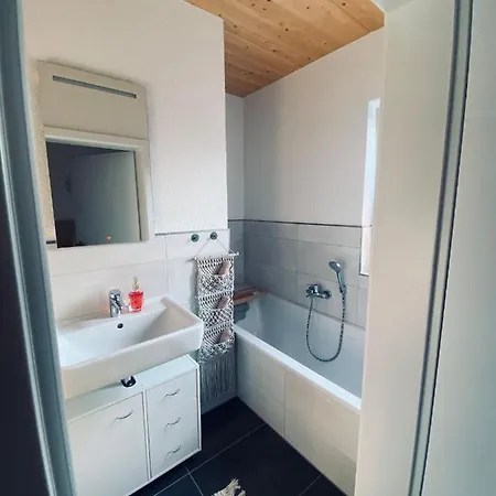 Zimmer M. Eigenem Bad Und Badewanne Direkt Am Wald Amoeneburg Exterior photo